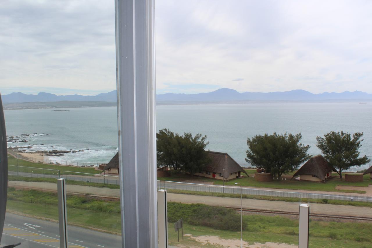Seafront Apartment In Mossel Bay Eksteriør billede